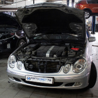 Mercedes-Benz W211 - замена старых выгоревших линз на новые Hella 3R H7.
