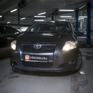 Toyota Auris - улучшение штатных фар. Замена выгоревших линз на новые бигалогеновые