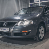 Volkswagen Passat B6 - улучшение света фар. Замена галогеновых линз на би лед